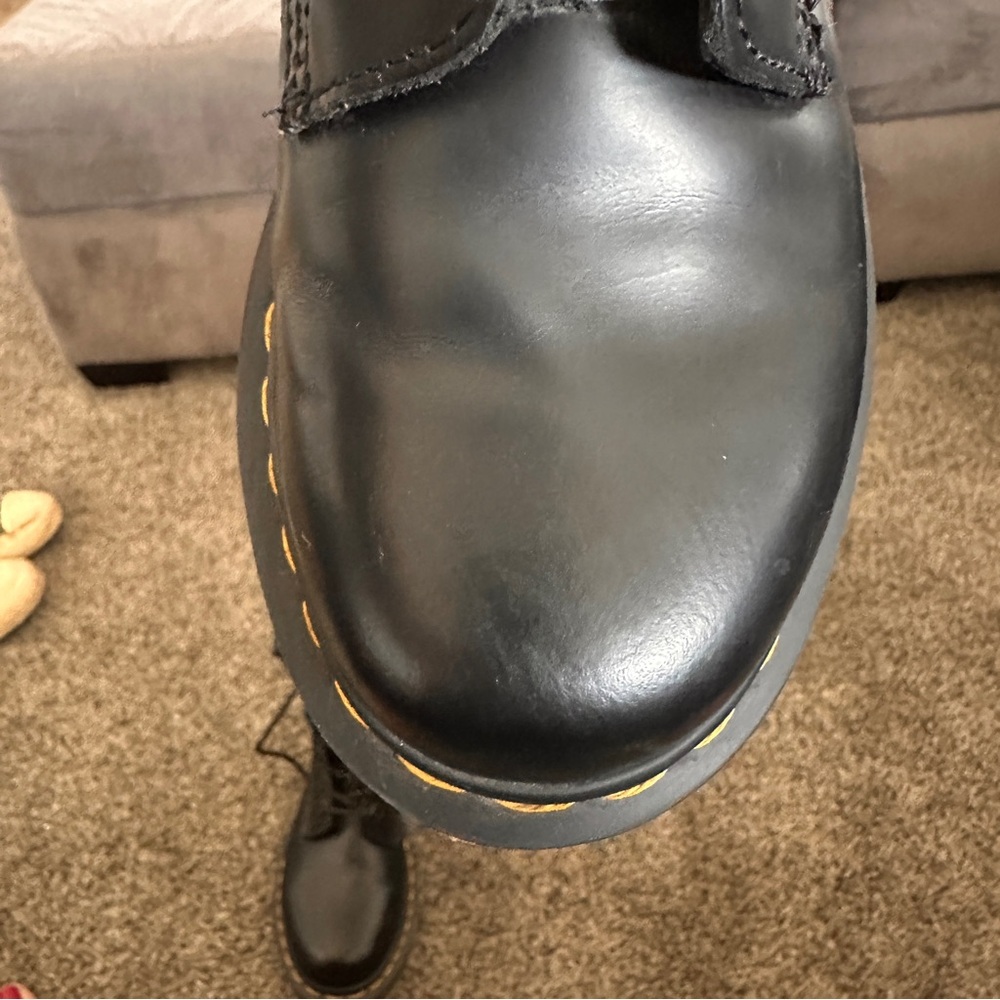 Dr. Martens Black Combat Boots Women Size 8 Smooth Leather Boots Lace Up Classic - Picture 15 of 16